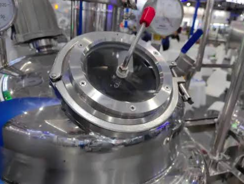 Choosing Thermal Processing Equipment for Growing Glass Businesses